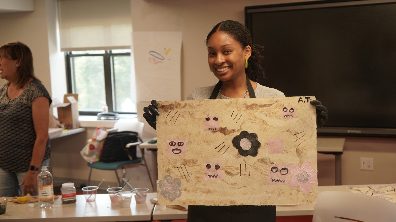 Wa:ǫšpépioį Student Display Art piece